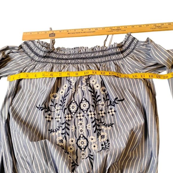 Xhilaration Blue and White Off Shoulder Blouse, Small - Picture 4 of 7